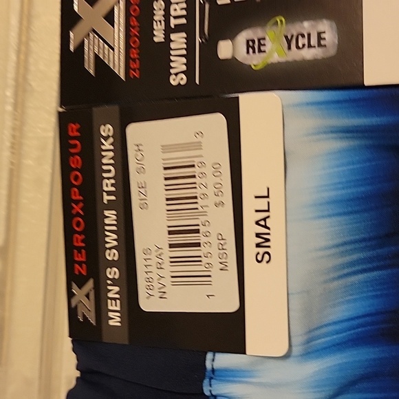 NWT: ZeroXposur Men's Swim Trunks - Picture 8 of 12